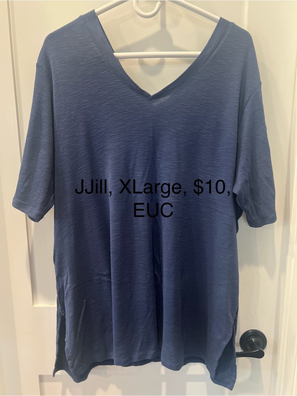 J. Jill Men's V-Neck Short Sleeve Tee in Navy Blue